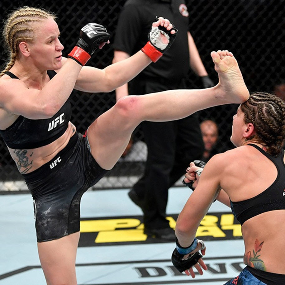Những hình ảnh từ UFC 238: Henry Cejudo vs Marlon Moraes Những hình ảnh từ UFC 238: Henry Cejudo vs Marlon Moraes
